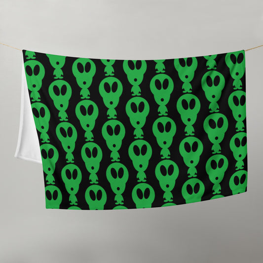 Alien Throw Blanket by #unicorntrends